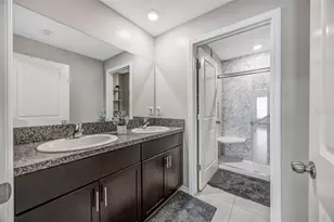 138 Rain Berry Ave, Ruskin, FL 33570 - Photo 13