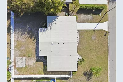 2989 Greenbriar Street, Sarasota, FL 34237 - Photo 7