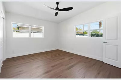 2989 Greenbriar Street, Sarasota, FL 34237 - Photo 29