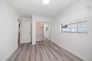 3920 W Barcelona St, Tampa, FL 33629 - Photo 13