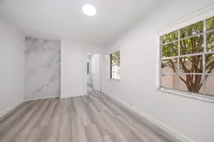 3920 W Barcelona St, Tampa, FL 33629 - Photo 15