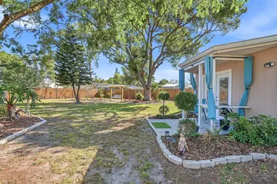 12109 Forest Hills Drive, Tampa, FL 33612 - Photo 59