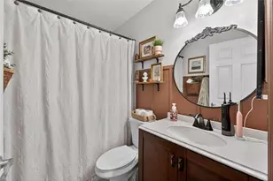 8039 Garden Dr, Seminole, FL 33777 - Photo 19