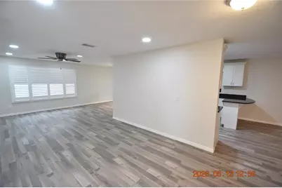9107 Cypresswood Circle, Tampa, FL 33647 - Photo 3