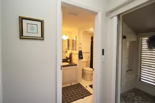 6325 Newtown Cir, Tampa, FL 33615 - Photo 23