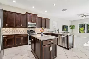 30229 Southernwood Ct, Wesley Chapel, FL 33543 - Photo 29