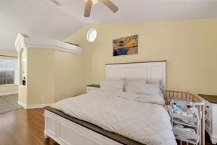 962 Edgehill Dr, Palm Harbor, FL 34684 - Photo 19
