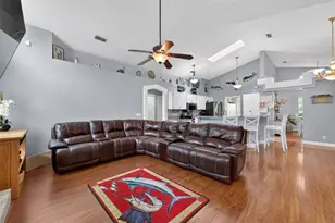 962 Edgehill Dr, Palm Harbor, FL 34684 - Photo 13