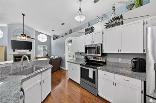 962 Edgehill Dr, Palm Harbor, FL 34684 - Photo 11