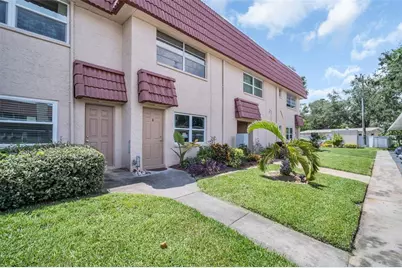 10036 63rd Avenue N #6, Saint Petersburg, FL 33708 - Photo 1