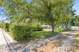 515 2nd St N, Safety Harbor, FL 34695 - Photo 29