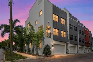 300 Delmar Terr S, Saint Petersburg, FL 33701 - Photo 1