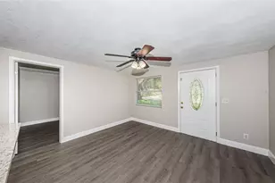 705 3rd Ave NE, Largo, FL 33770 - Photo 13