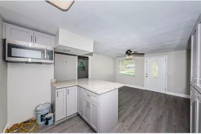 705 3rd Avenue NE #C, Largo, FL 33770 - Photo 15