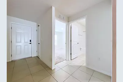 7804 Davie Ray Drive, Zephyrhills, FL 33540 - Photo 7