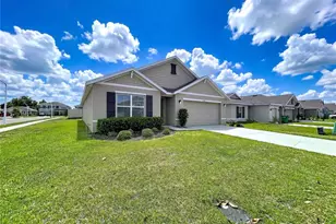 7804 Davie Ray Dr, Zephyrhills, FL 33540 - Photo 3