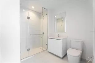 400 Central Ave, Saint Petersburg, FL 33701 - Photo 21