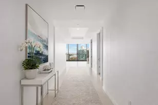 400 Central Ave, Saint Petersburg, FL 33701 - Photo 3