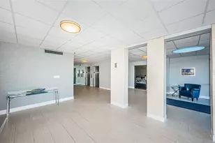 7100 Sunshine Skyway Ln S, Saint Petersburg, FL 33711 - Photo 13