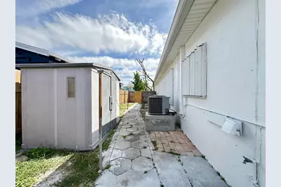 10 158th Avenue, Redington Beach, FL 33708 - Photo 21