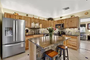 3779 Benson Ave N, Saint Petersburg, FL 33713 - Photo 13