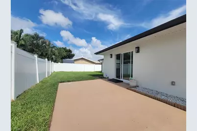 2631 Oakbrook Drive, Largo, FL 33770 - Photo 15