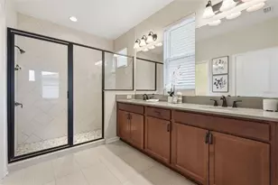 29241 Perilli Pl, Wesley Chapel, FL 33543 - Photo 17