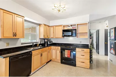 1124 40th Avenue NE, Saint Petersburg, FL 33703 - Photo 17