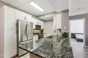 17104 Carrington Park Dr, Tampa, FL 33647 - Photo 3