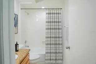 5301 Carrollwood Meadows Dr, Tampa, FL 33625 - Photo 5