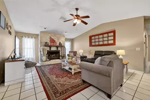 2713 Willow Oaks Dr, Valrico, FL 33594 - Photo 7