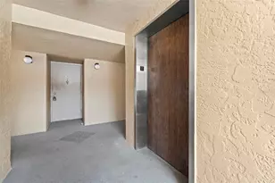 2617 Cove Cay Dr, Clearwater, FL 33760 - Photo 23