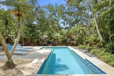 812 Live Oak Terrace NE, Saint Petersburg, FL 33703 - Photo 19