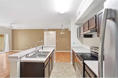 5618 Pinnacle Heights Circle #206, Tampa, FL 33624 - Photo 11