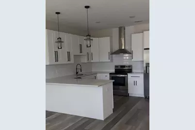 1919 30th Avenue N, Saint Petersburg, FL 33713 - Photo 3