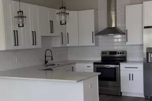 1919 30th Ave N, Saint Petersburg, FL 33713 - Photo 3