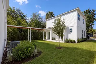 1919 30th Ave N, Saint Petersburg, FL 33713 - Photo 5