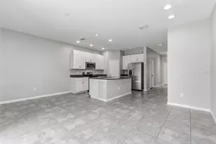 7052 Grand Elm Dr, Riverview, FL 33578 - Photo 9