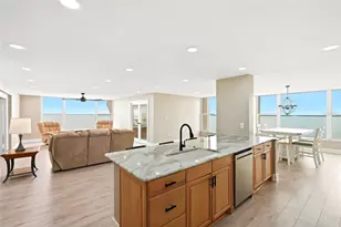 634 Edgewater Dr, Dunedin, FL 34698 - Photo 5