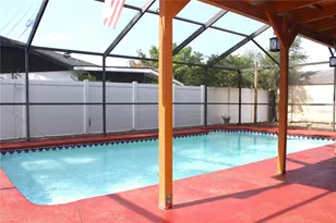 851 Sunridge Point Dr, Seffner, FL 33584 - Photo 7