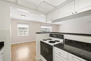 4315 Aegean Dr, Tampa, FL 33611 - Photo 11