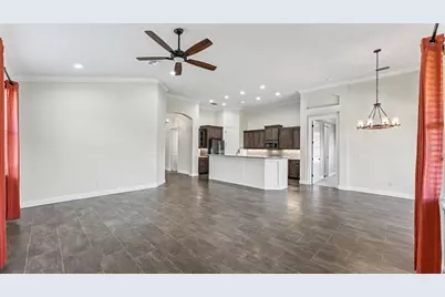 7783 Lake James Boulevard, Lakeland, FL 33810 - Photo 9