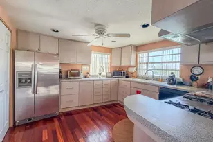 13098 Gulf Blvd, Madeira Beach, FL 33708 - Photo 19