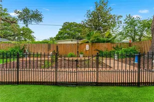8018 N Ola Ave, Tampa, FL 33604 - Photo 27