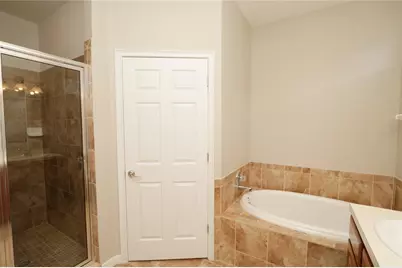 622 Breezeway Court, Brandon, FL 33511 - Photo 13