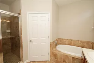 622 Breezeway Ct, Brandon, FL 33511 - Photo 13