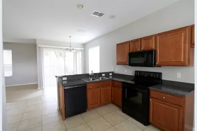 622 Breezeway Court, Brandon, FL 33511 - Photo 5