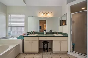 4638 Tucson Ct, Valrico, FL 33594 - Photo 17