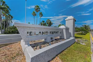 51 Island Way, Clearwater Beach, FL 33767 - Photo 37