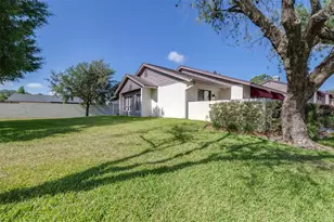 709 Oak Park Pl, Brandon, FL 33511 - Photo 39